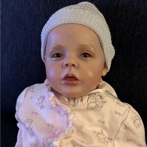 Reborn baby doll.  19 inches. Approximately I ship USA ONLY.